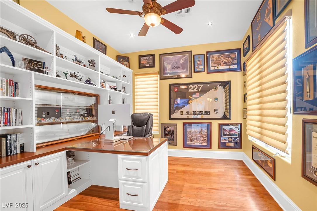 32 Cerchio Basso Henderson NV 89011