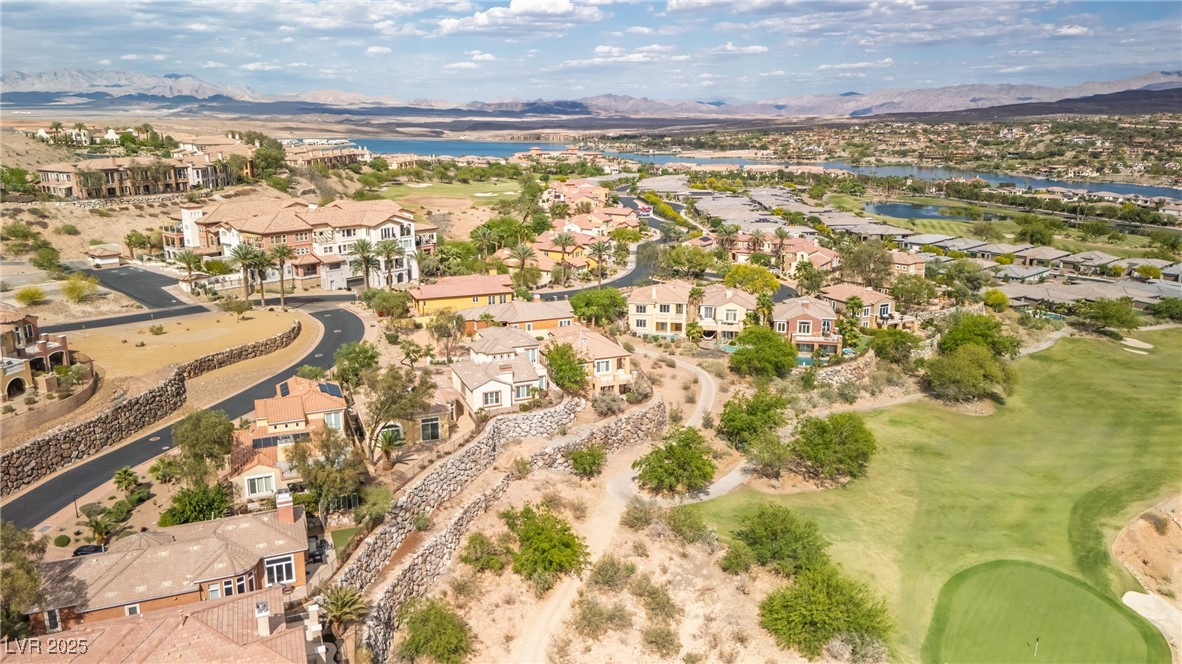 32 Cerchio Basso Henderson NV 89011