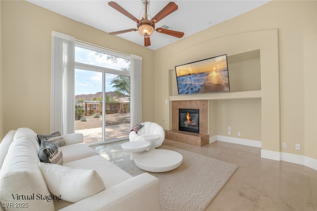 32 Cerchio Basso Henderson NV 89011