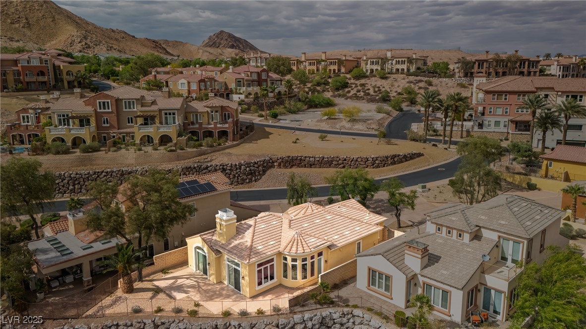 32 Cerchio Basso Henderson NV 89011
