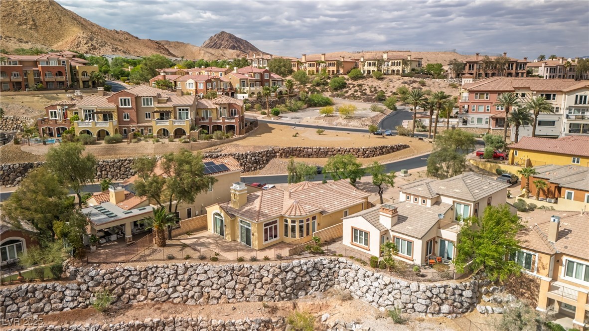 32 Cerchio Basso Henderson NV 89011