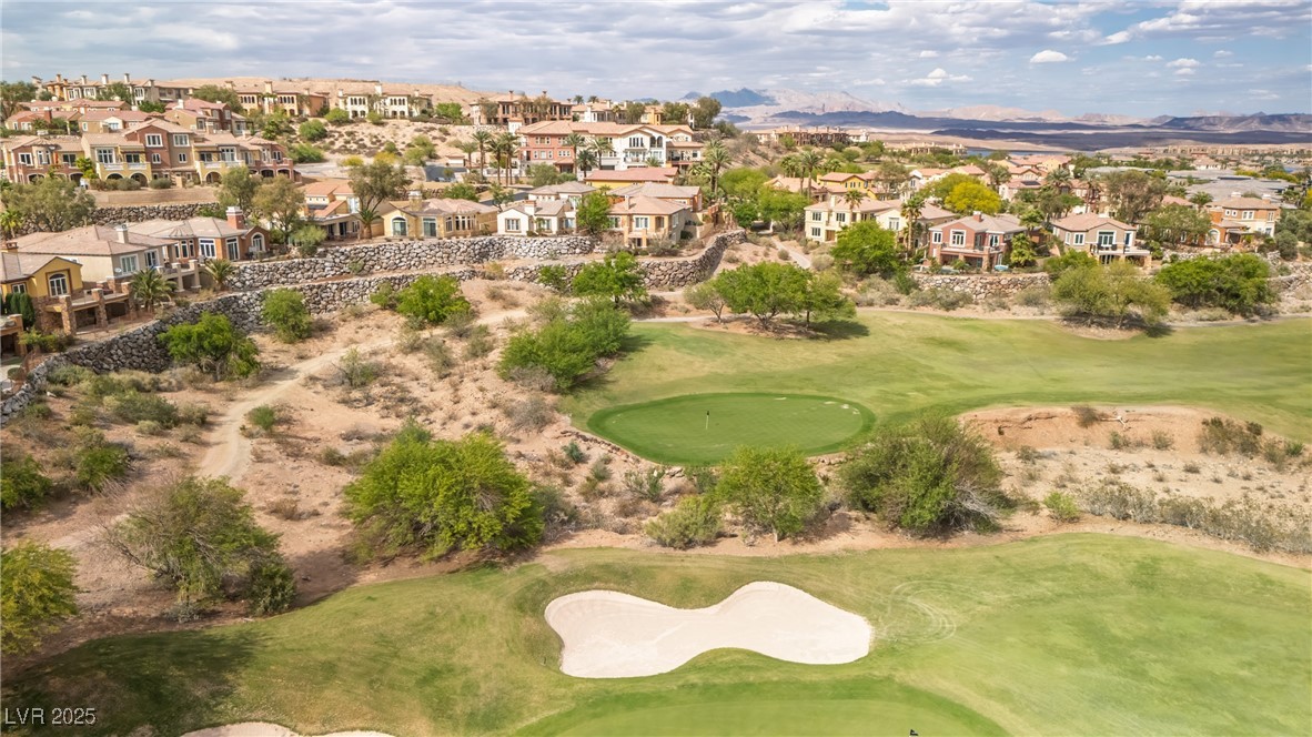 32 Cerchio Basso Henderson NV 89011