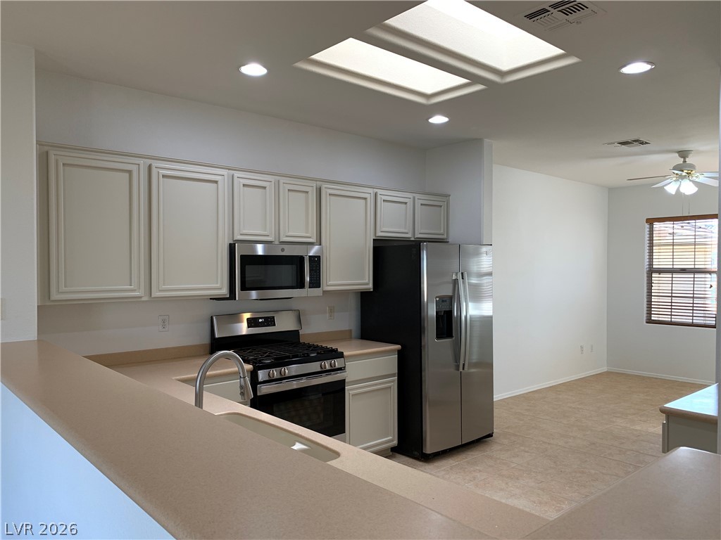 2604 Harrisburg Avenue Henderson NV 89052