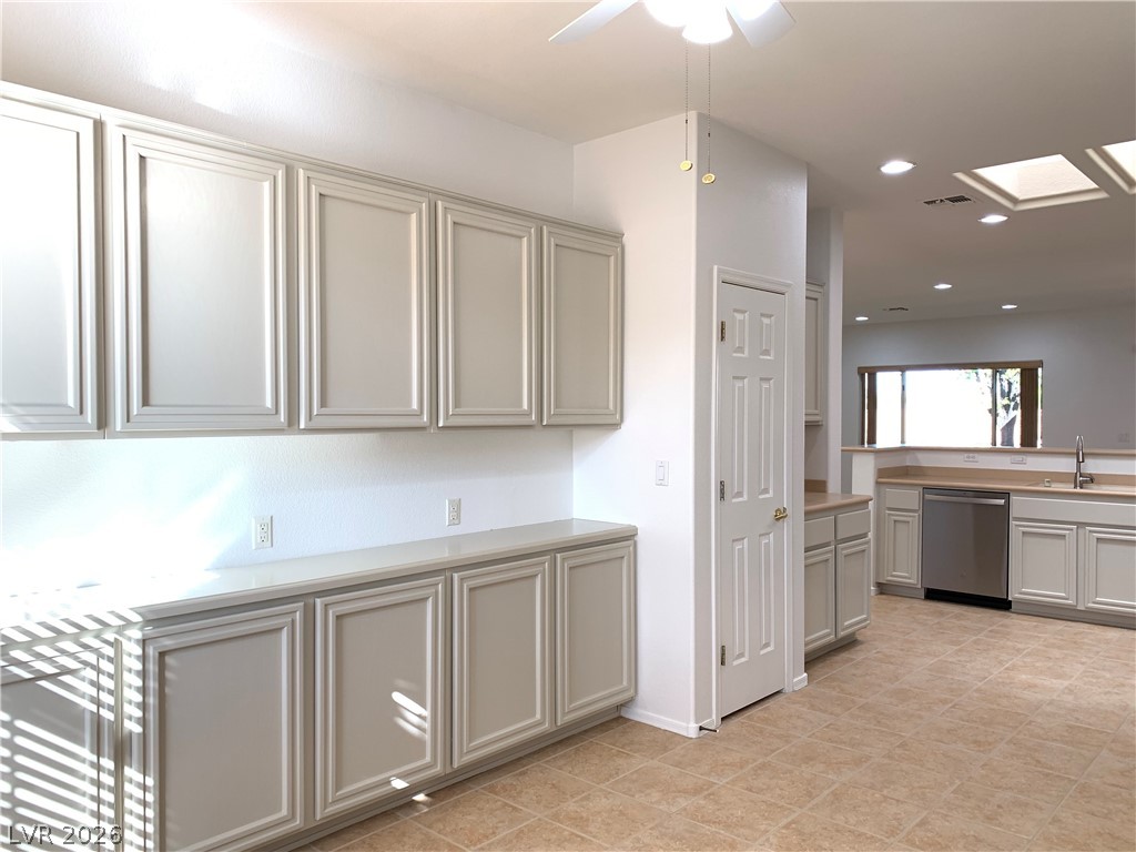 2604 Harrisburg Avenue Henderson NV 89052
