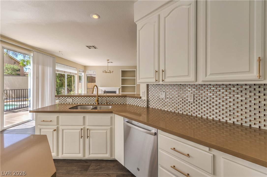 1717 Double Arch Court Las Vegas NV 89128