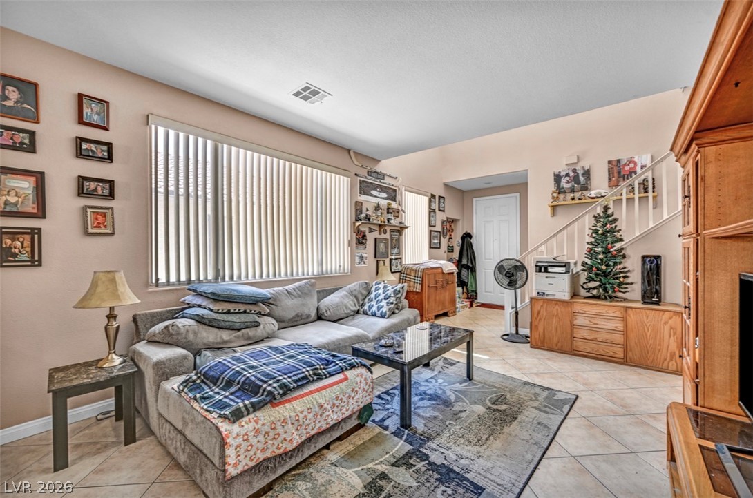 8438 Regal Hills Court Las Vegas NV 89117