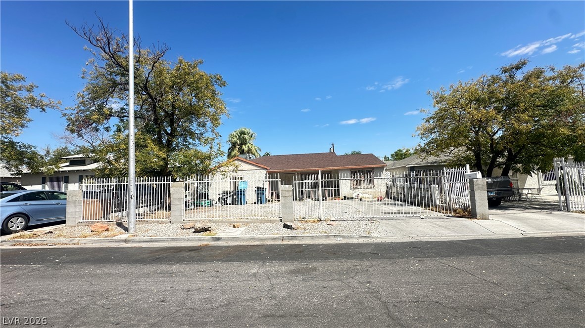 2117 Elm Avenue Las Vegas NV 89101