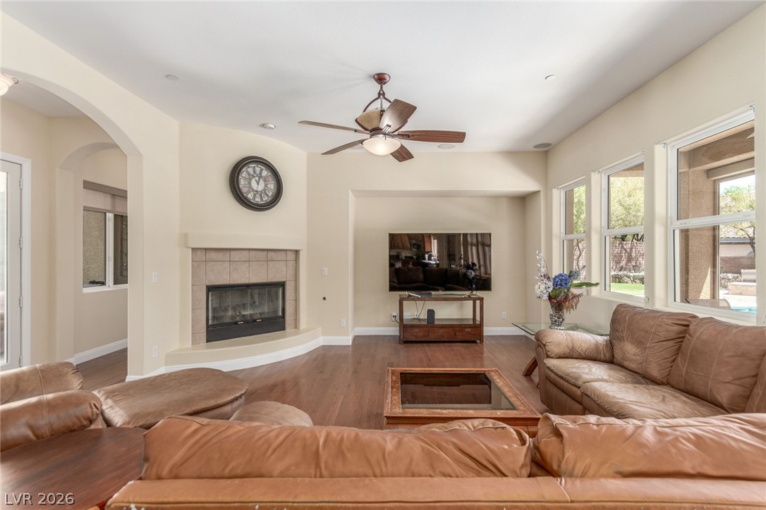 9992 Peak Lookout Street Las Vegas NV 89178
