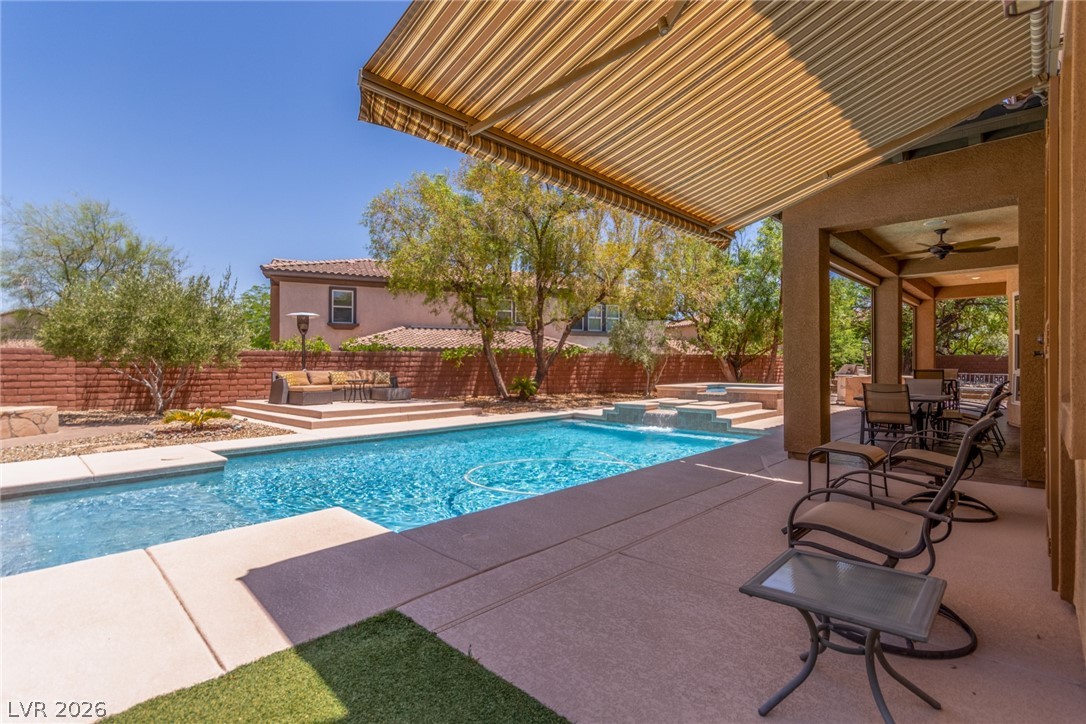 9992 Peak Lookout Street Las Vegas NV 89178