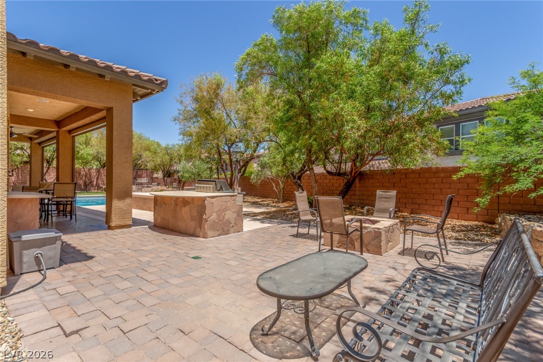 9992 Peak Lookout Street Las Vegas NV 89178