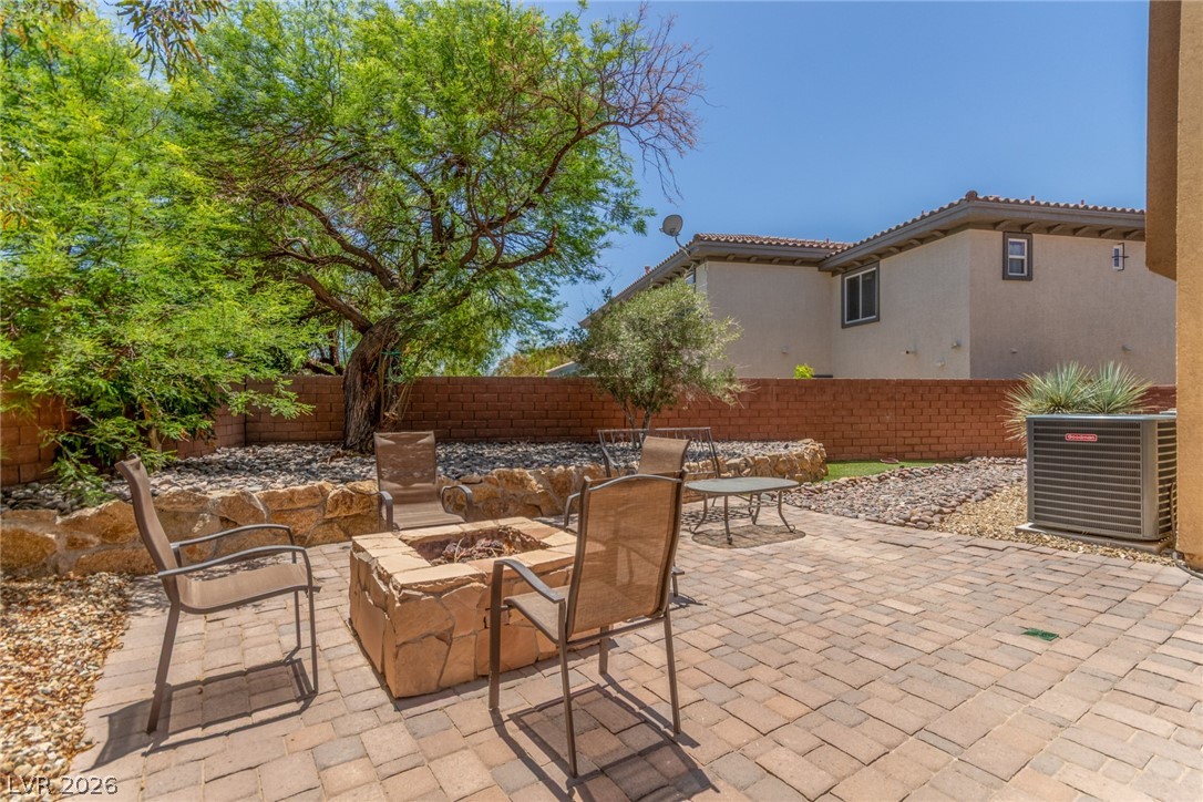 9992 Peak Lookout Street Las Vegas NV 89178