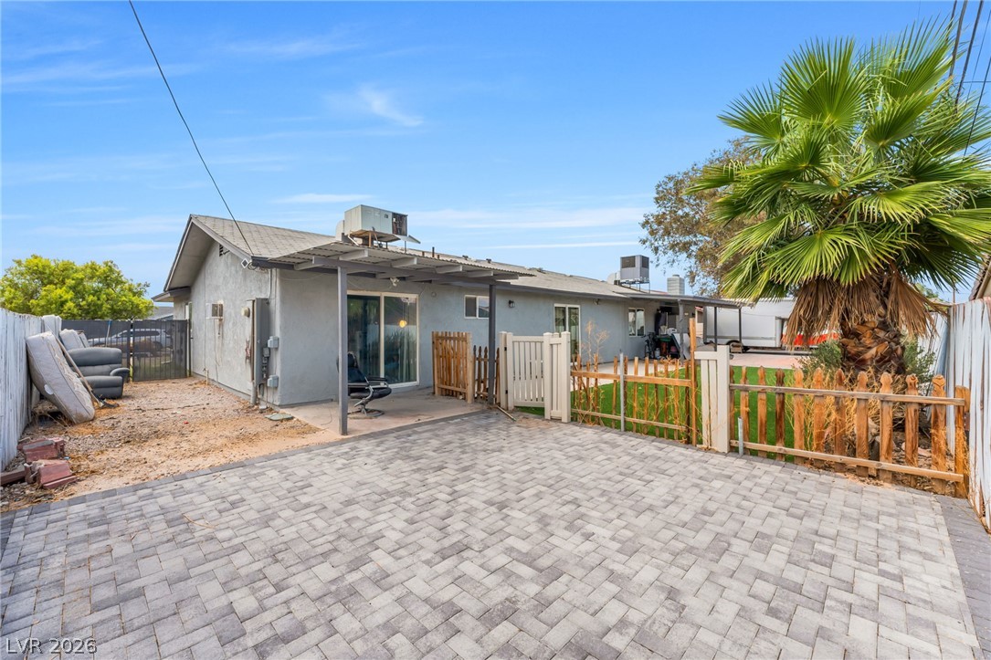 4326 East Saint Louis Avenue Las Vegas NV 89104