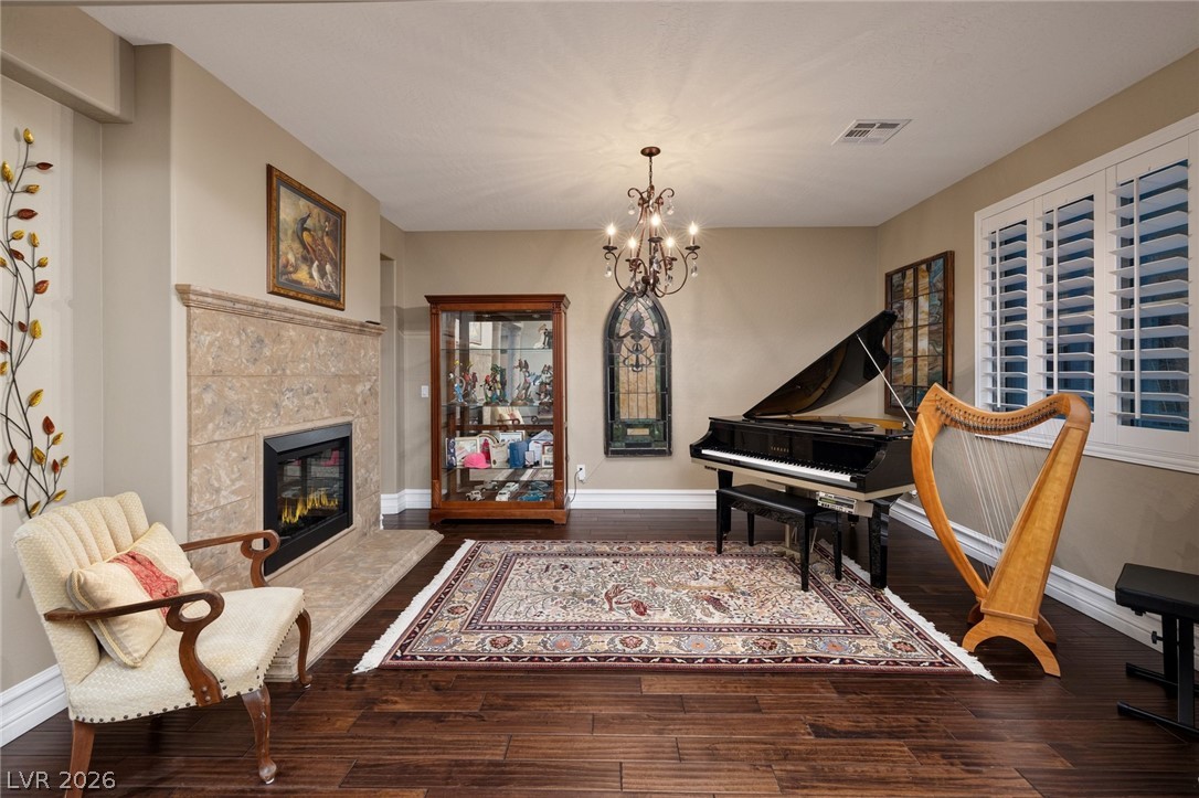 7347 Peace Rose Street Las Vegas NV 89131