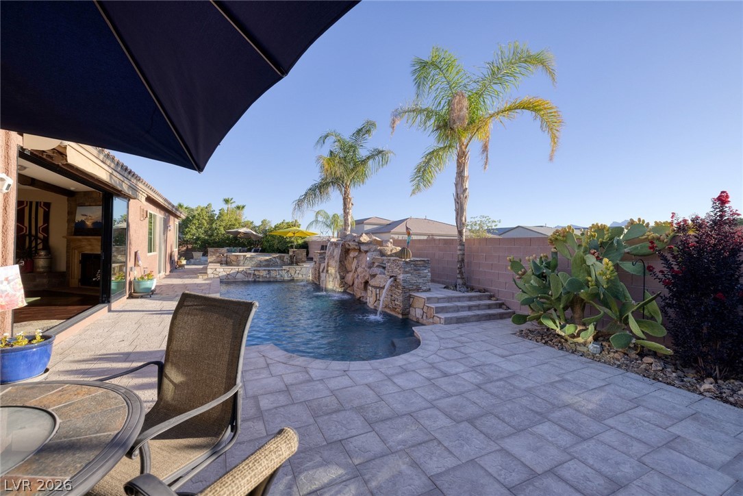 7347 Peace Rose Street Las Vegas NV 89131