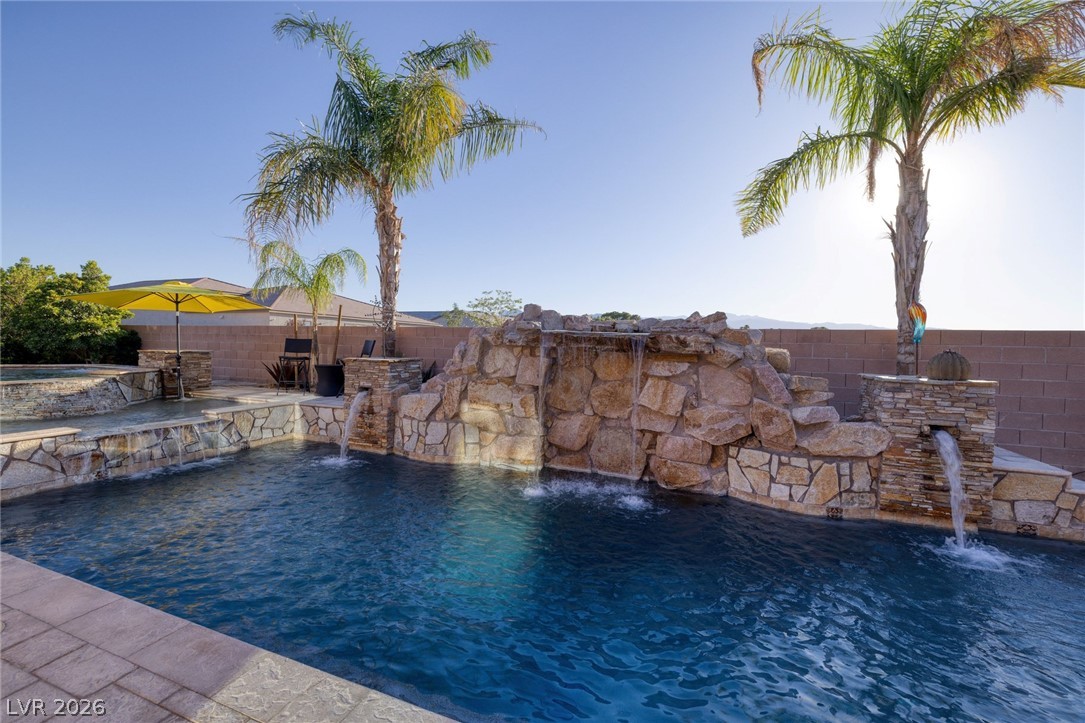 7347 Peace Rose Street Las Vegas NV 89131