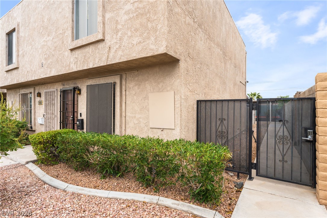 6285 West Washington Avenue Las Vegas NV 89107