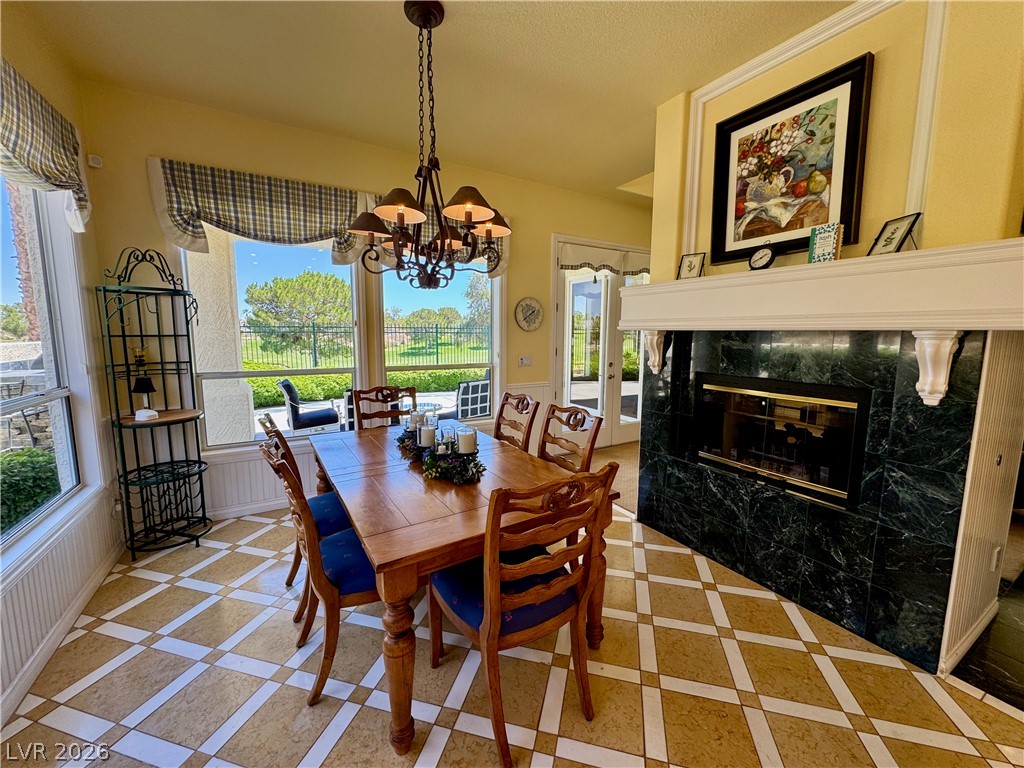 2032 Glenview Drive Las Vegas NV 89134