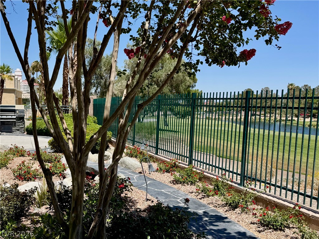 2032 Glenview Drive Las Vegas NV 89134