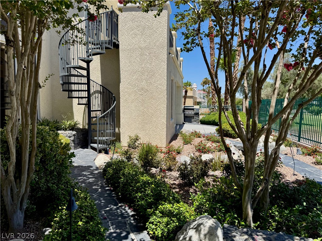 2032 Glenview Drive Las Vegas NV 89134
