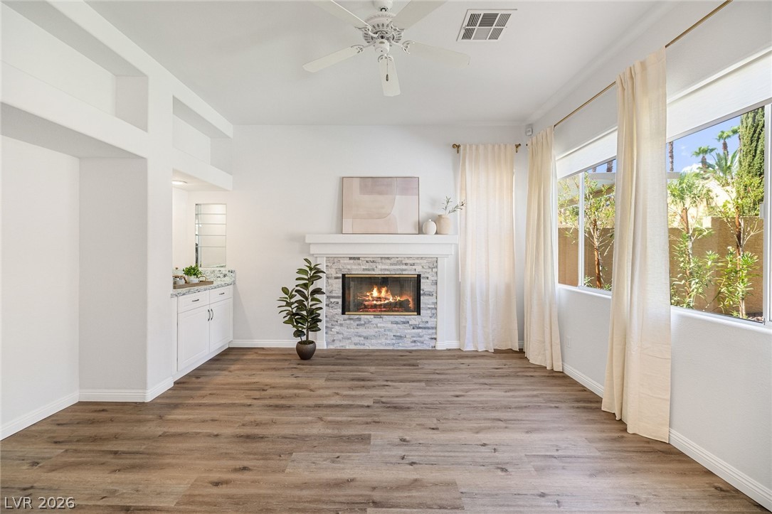 2021 Waterbury Lane Las Vegas NV 89134