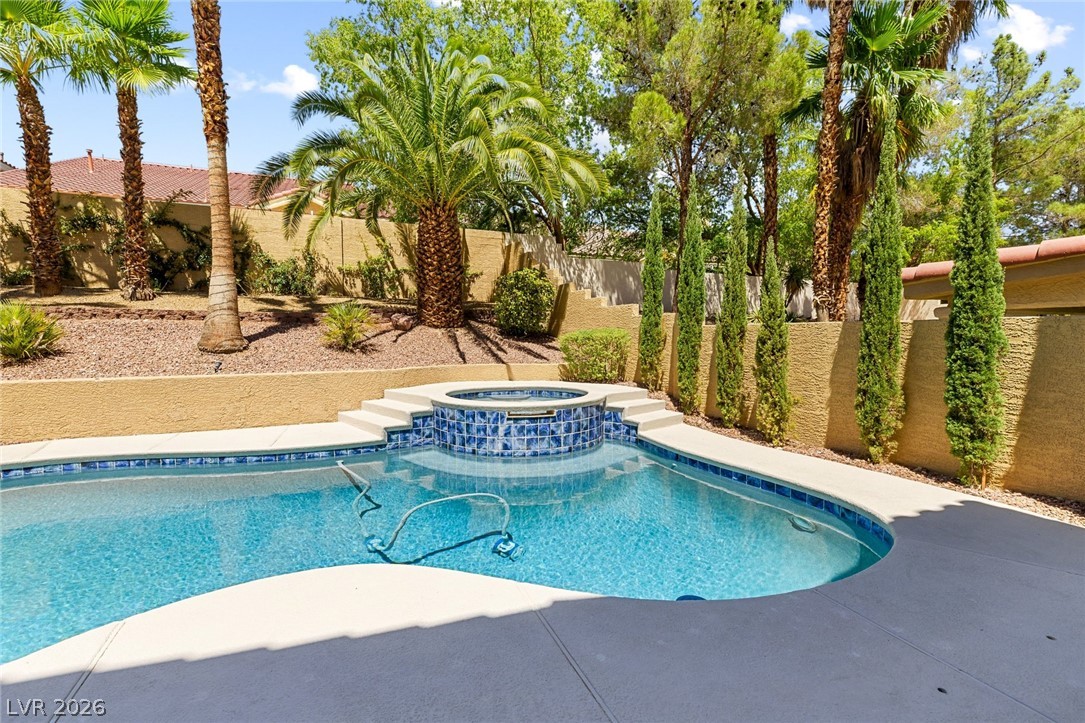 2021 Waterbury Lane Las Vegas NV 89134