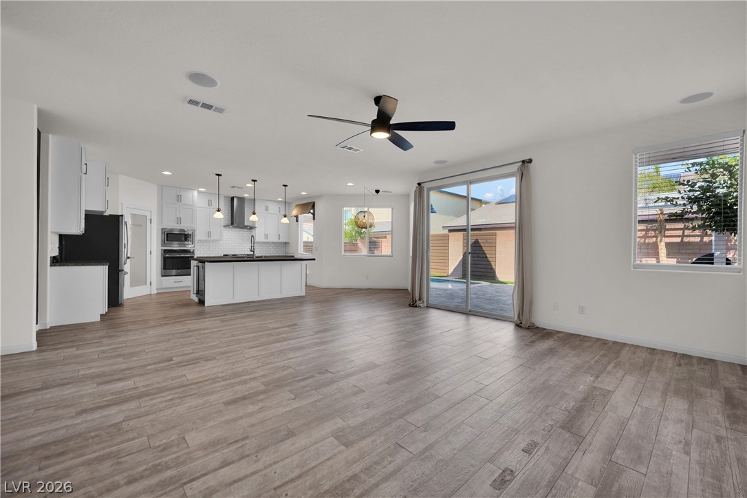 6164 Barby Cove Street Las Vegas NV 89148