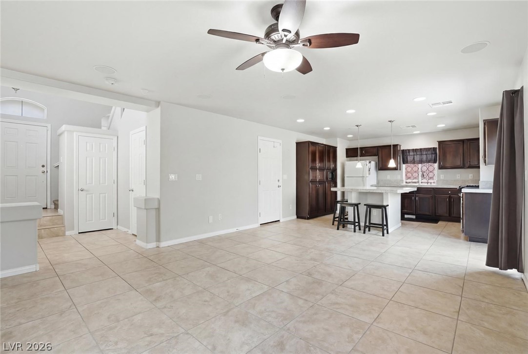 5976 Lazy Creek Avenue Las Vegas NV 89139