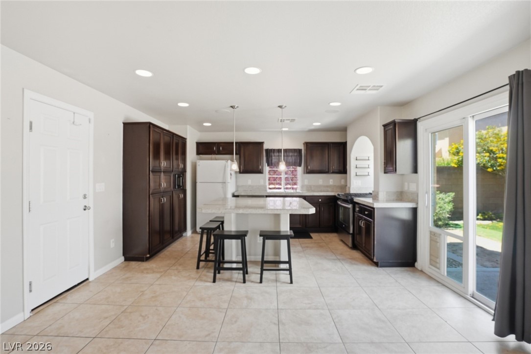 5976 Lazy Creek Avenue Las Vegas NV 89139