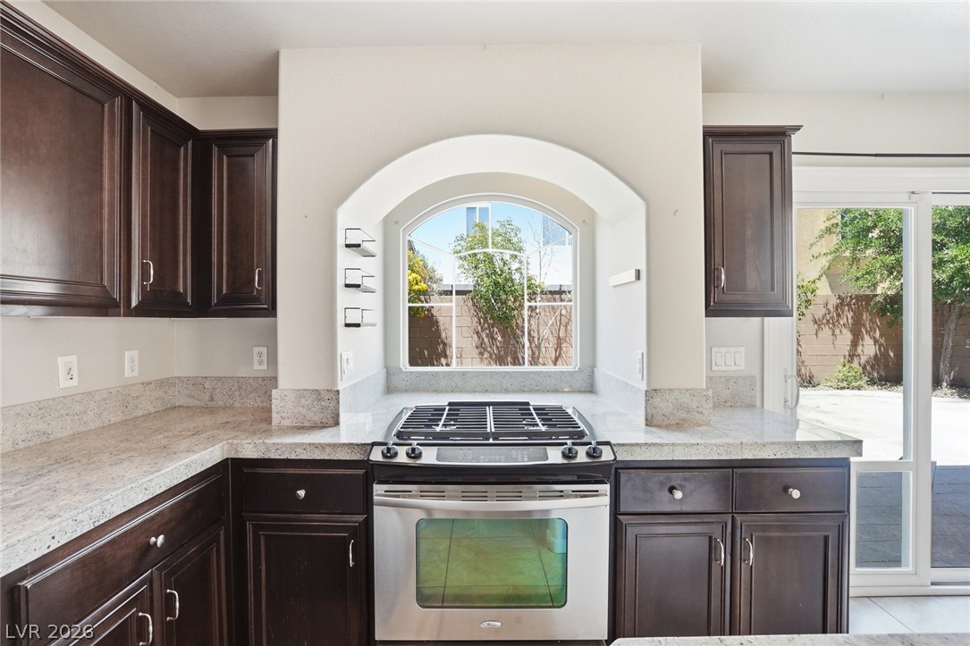 5976 Lazy Creek Avenue Las Vegas NV 89139