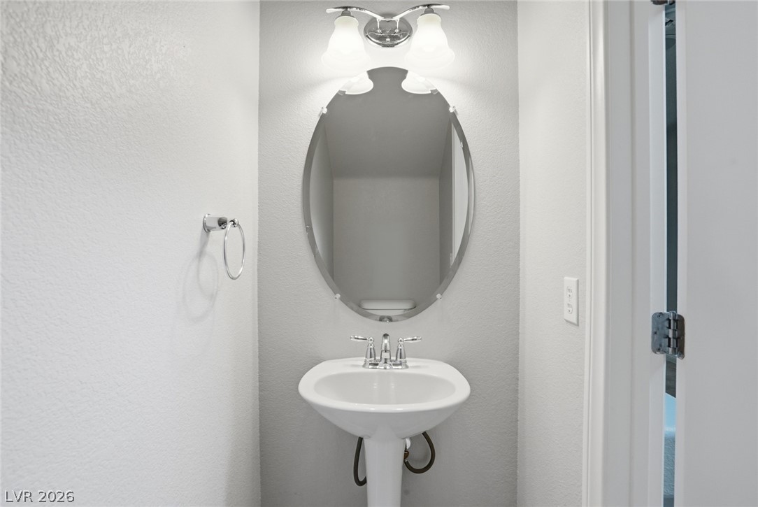 5976 Lazy Creek Avenue Las Vegas NV 89139