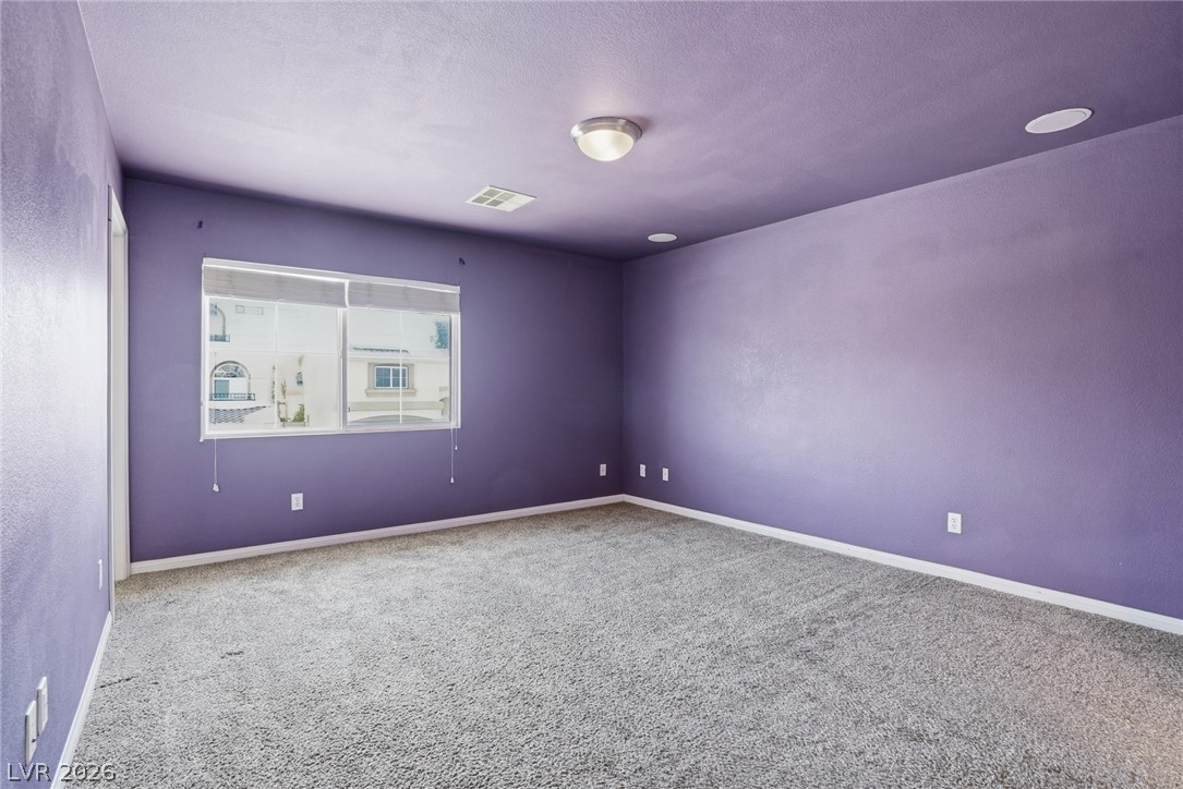 5976 Lazy Creek Avenue Las Vegas NV 89139