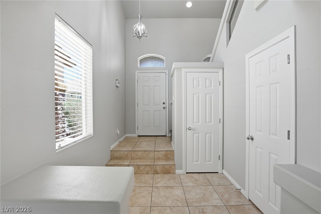 5976 Lazy Creek Avenue Las Vegas NV 89139