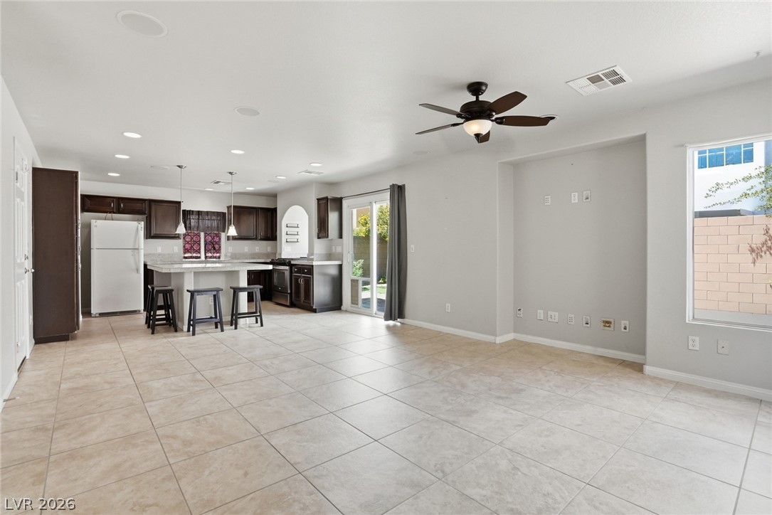 5976 Lazy Creek Avenue Las Vegas NV 89139