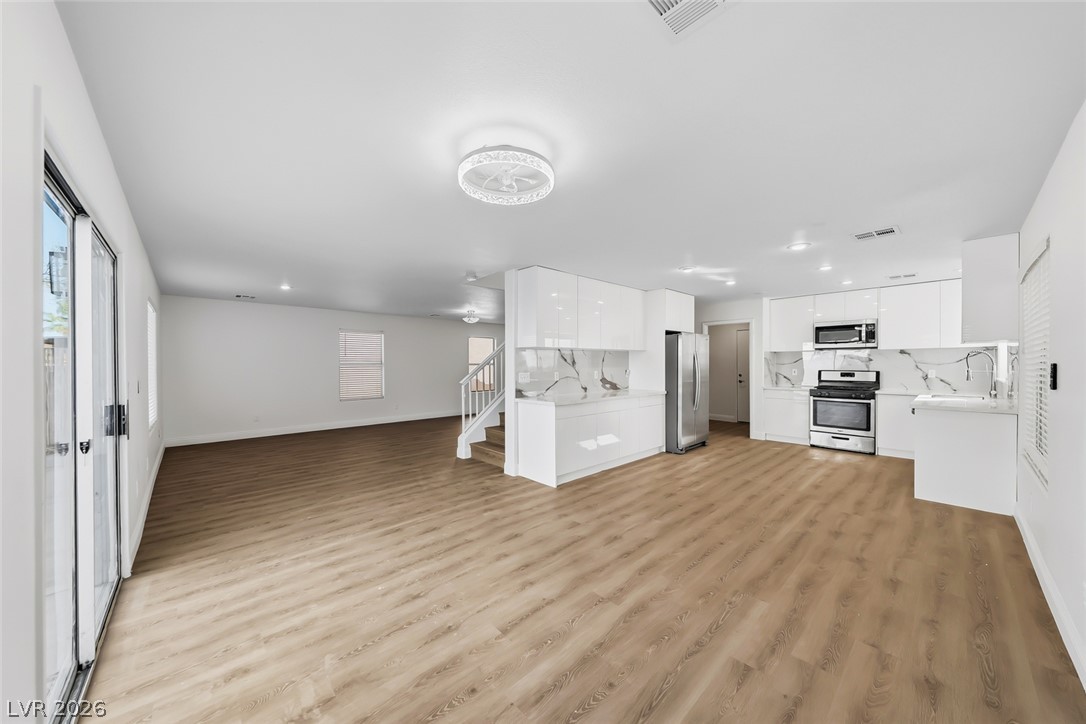 8608 Hidden Pines Avenue Las Vegas NV 89143