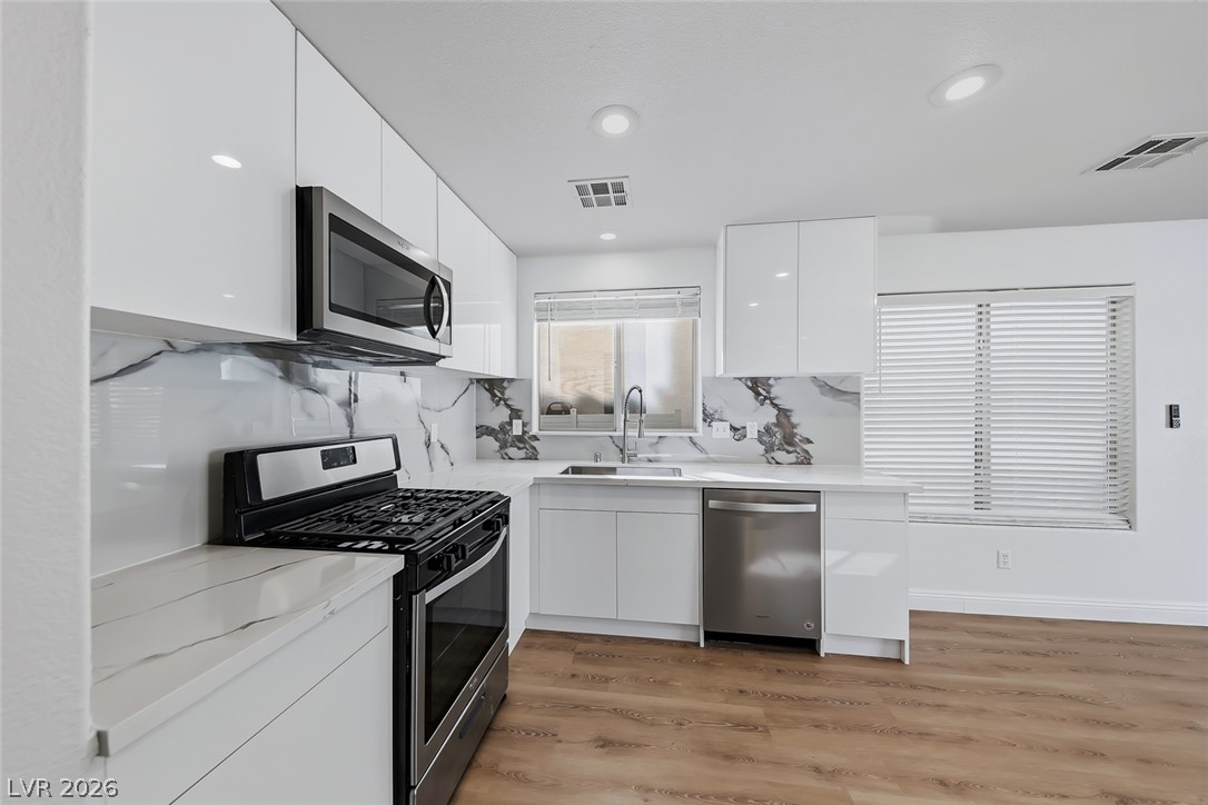 8608 Hidden Pines Avenue Las Vegas NV 89143