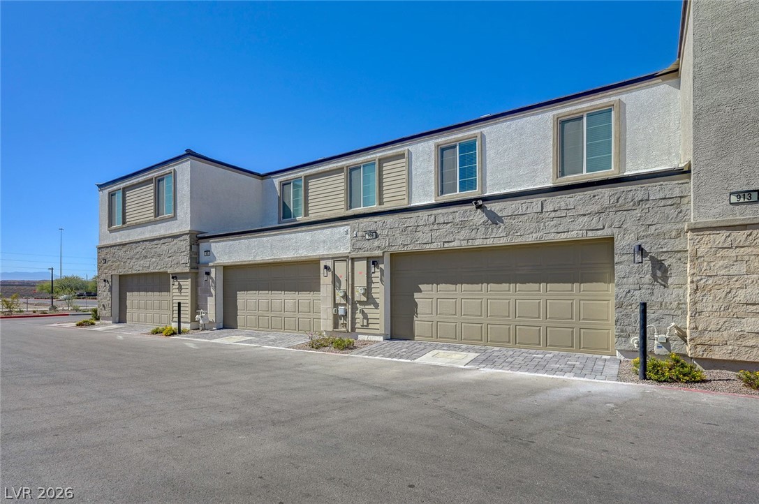 909 Kyanite Lane Henderson NV 89011