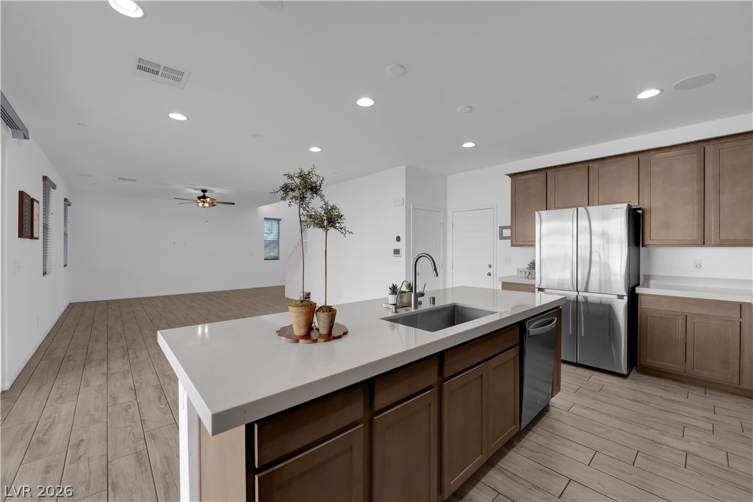545 Sunny Pointe Street Henderson NV 89011