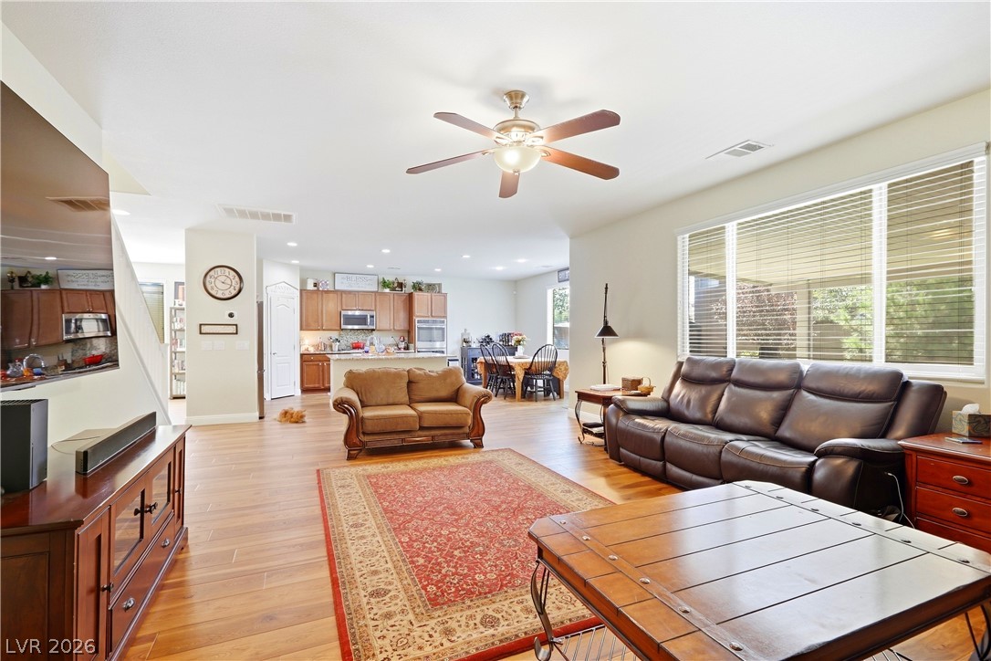 10315 Parkview Mountain Avenue Las Vegas NV 89166