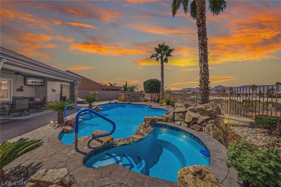 8133 Bay Dunes Street Las Vegas NV 89131