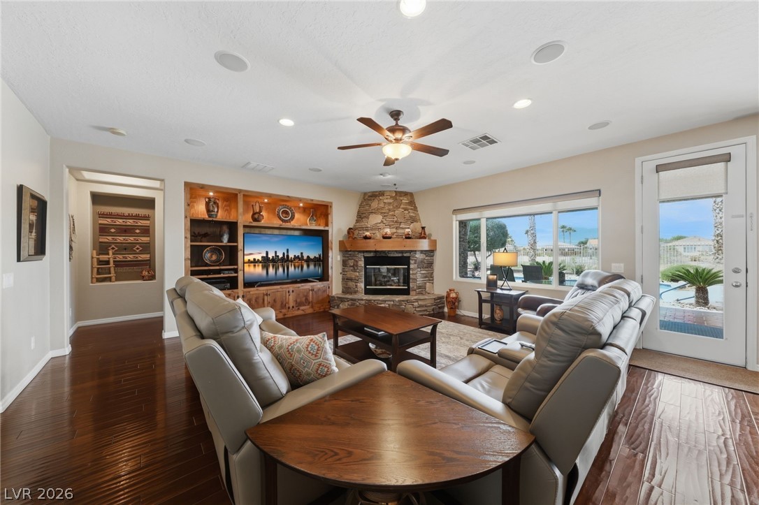 8133 Bay Dunes Street Las Vegas NV 89131