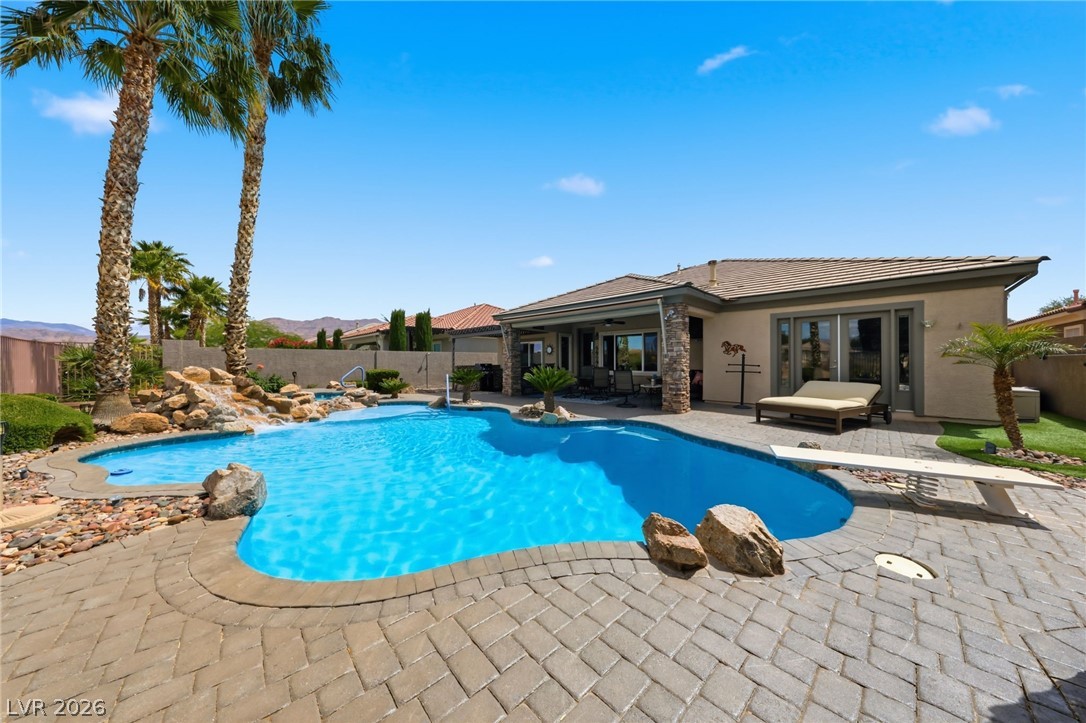 8133 Bay Dunes Street Las Vegas NV 89131