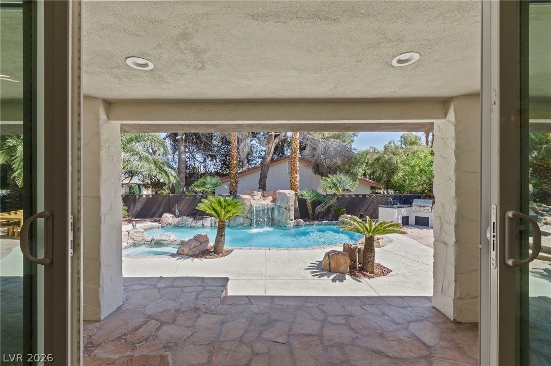 7350 Obannon Drive Las Vegas NV 89117