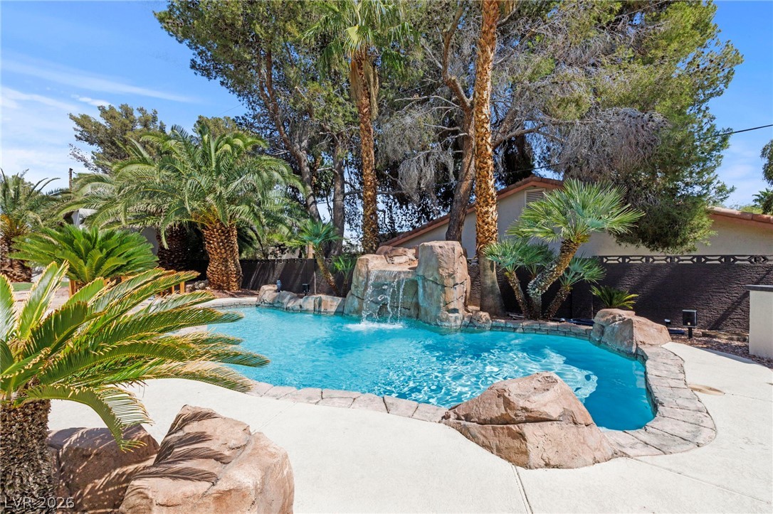 7350 Obannon Drive Las Vegas NV 89117