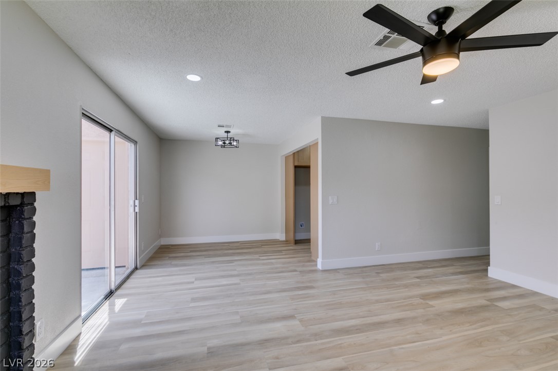 3638 Villa Knolls East Drive Las Vegas NV 89120