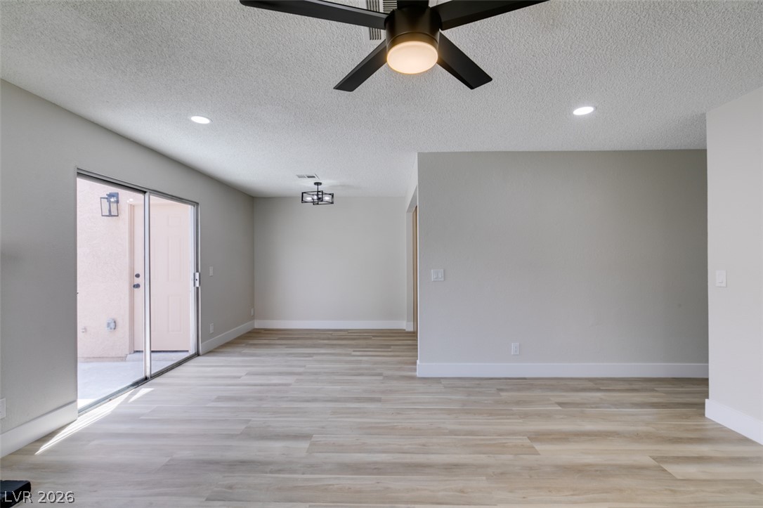3638 Villa Knolls East Drive Las Vegas NV 89120