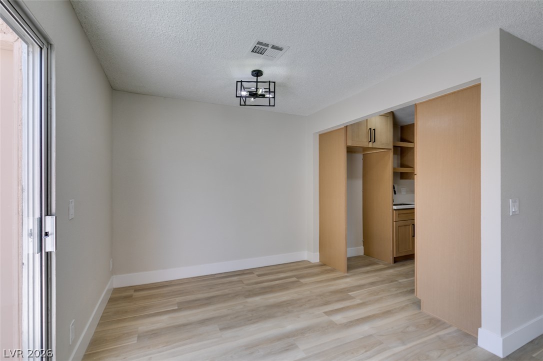 3638 Villa Knolls East Drive Las Vegas NV 89120