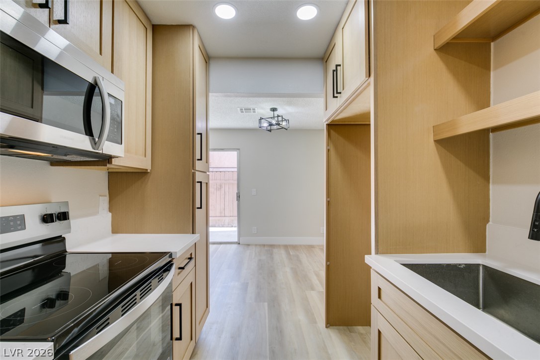 3638 Villa Knolls East Drive Las Vegas NV 89120