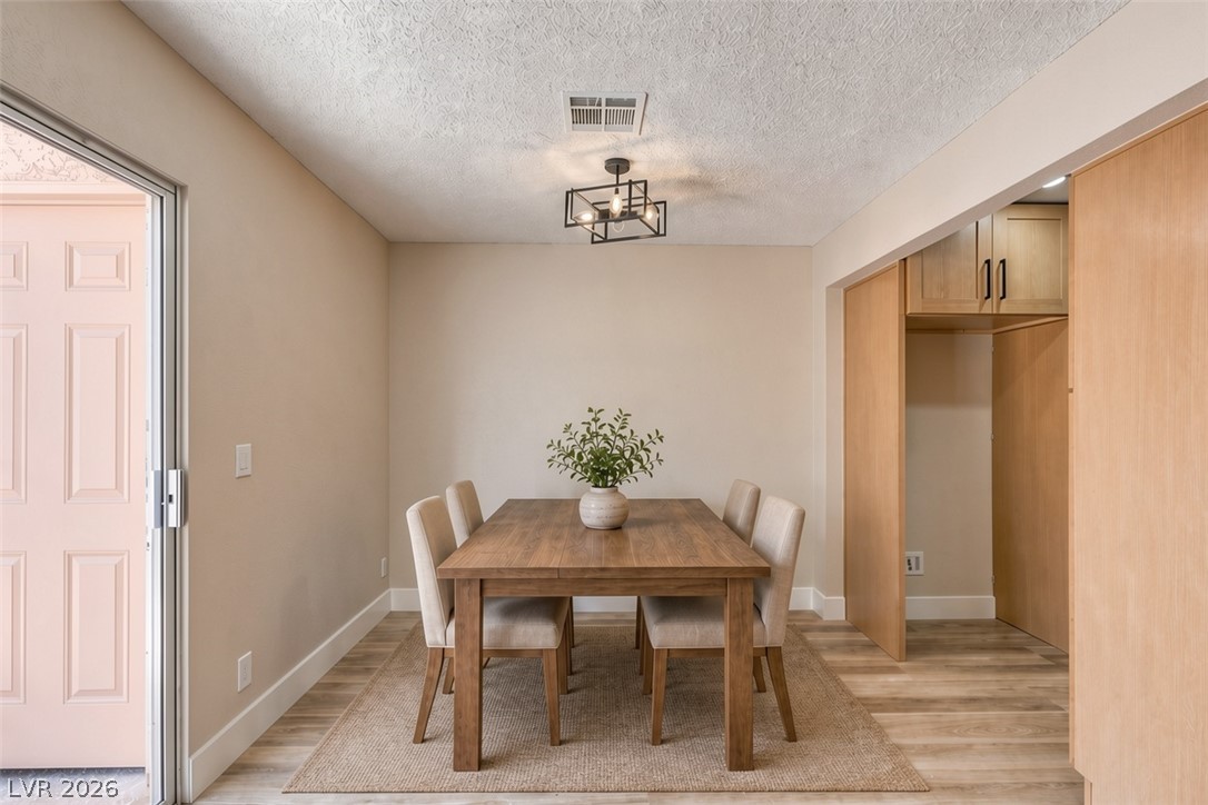 3638 Villa Knolls East Drive Las Vegas NV 89120