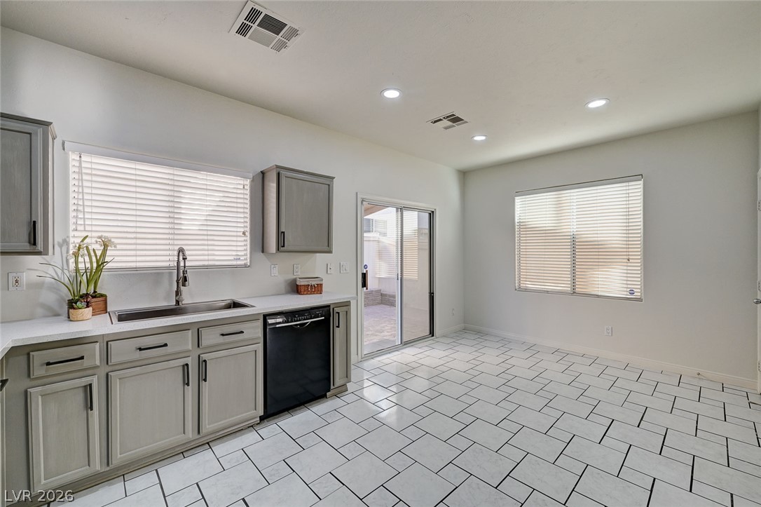 8062 Imperial Treasure Street Las Vegas NV 89139