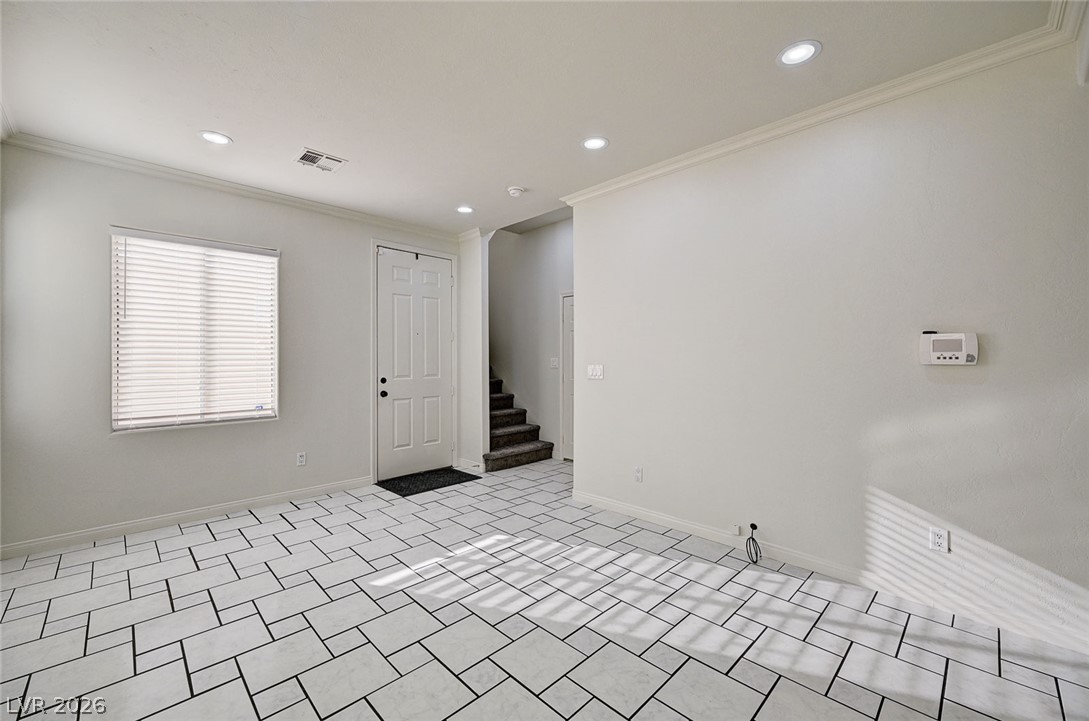 8062 Imperial Treasure Street Las Vegas NV 89139